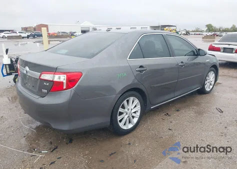 2014 Toyota Camry Hybrid Xle z USA, uszkodzony, nr VIN 4T1BD1FK8EU108454